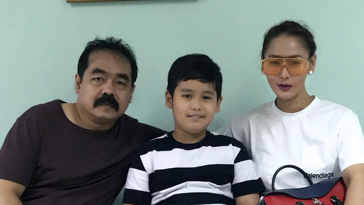 Bentuk Pengabdian Kecil nan Manis Inul Daratista pada Adam Suseno