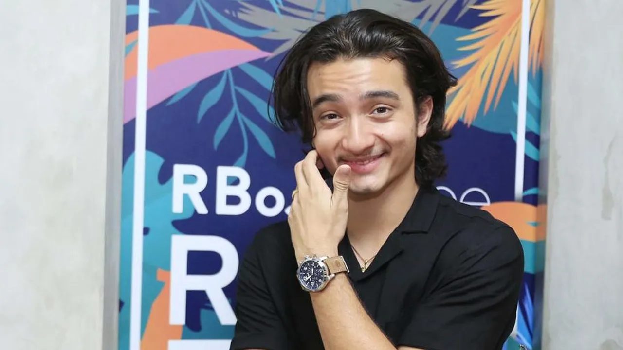 Berani Beda, Bryan Domani Tak Masalah Hidup Tanpa Ponsel