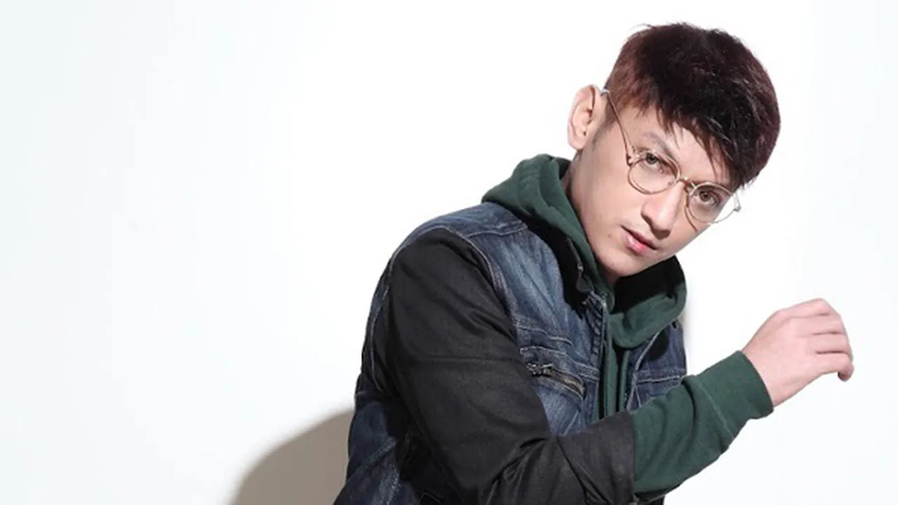 Berawal Dari Boyband, JJ Guru Singa Coba Percaya Diri Jadi Solois
