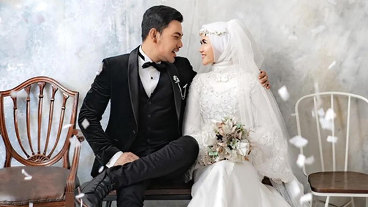 Berawal Dari Juri dan Peserta, Fikoh LIDA Tak Menyangka Kini Menjadi Istri Fomal Berawal Dari Juri dan Peserta, Fikoh LIDA Tak Menyangka Kini Menjadi Istri Fomal