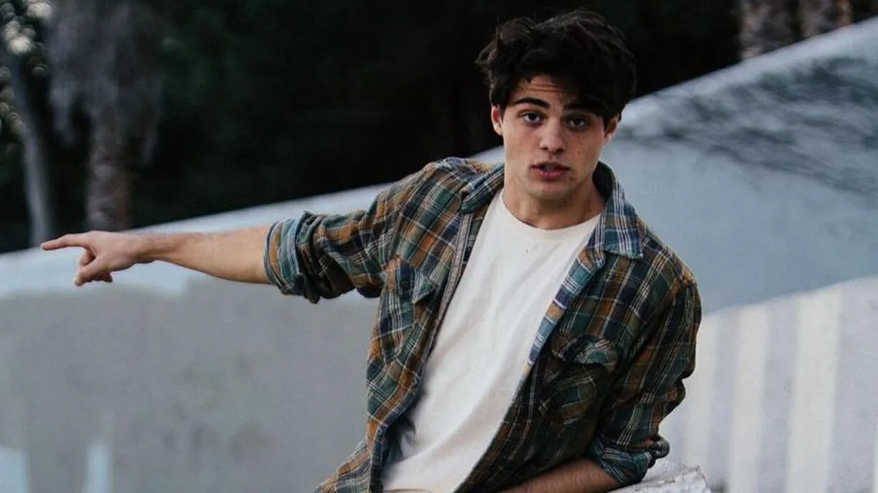 Bergabung di Reboot 'CHARLIE'S ANGELS', Ini Peran Noah Centineo