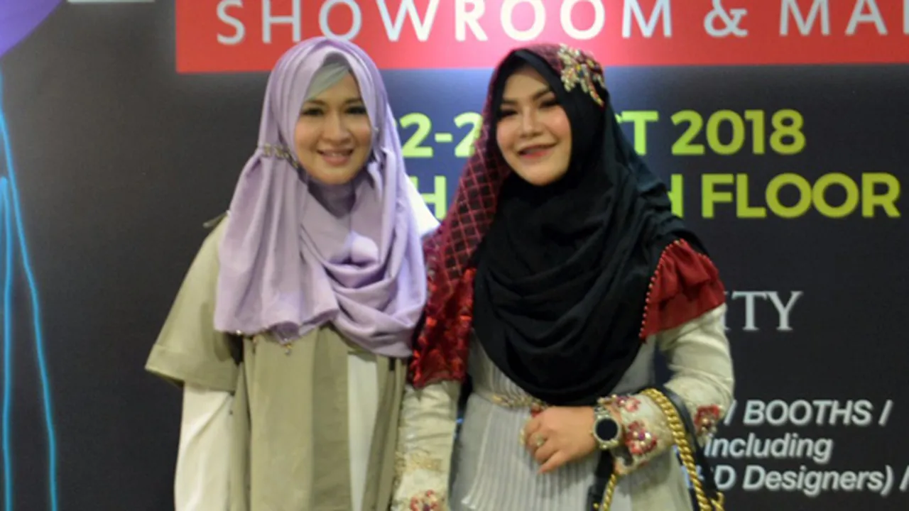 Berhijab, Okie Agustina Lebih Nyaman Pakai Yang Simpel