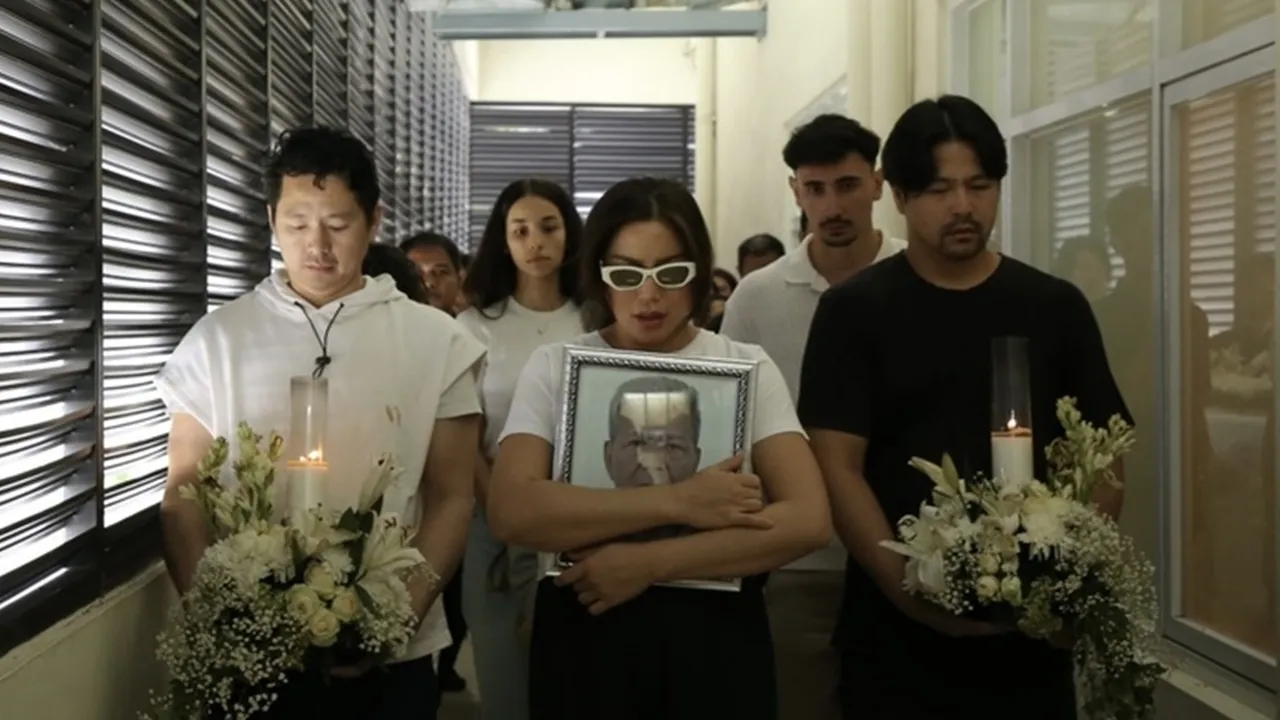 Berlangsung Haru, Jessica Iskandar dan Suami Iringi Proses Kremasi Ayah Tercintanya Berlangsung Haru, Jessica Iskandar dan Suami Iringi Proses Kremasi Ayah Tercintanya