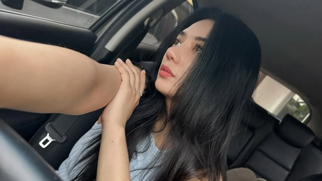 Berlliana Lovell Berduka, Sang Ayah Tercinta Meninggal Dunia