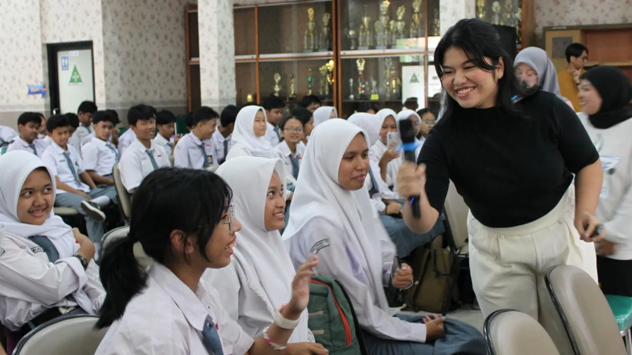 Bernalar Berdaya Edisi Spesial April 2024: 'Apakah Sekolah Masih Penting?'