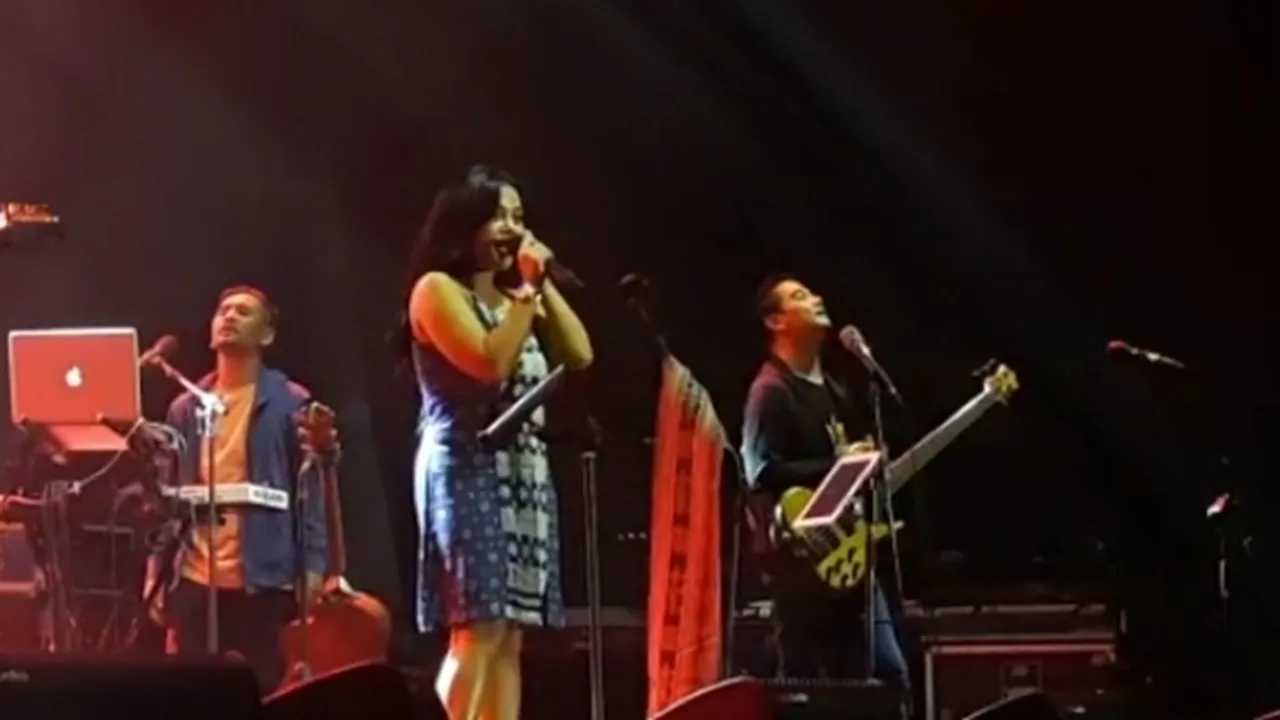 Bernostalgia di Java Jazz Festival 2022, Mutia Ayu Nyanyi Lagu Selesai Milik Mendiang Glenn Fredly