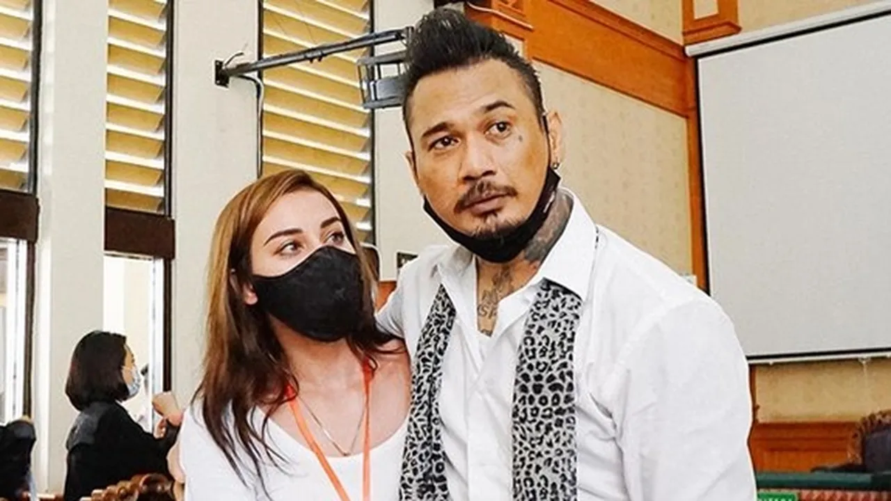 Berseteru Dengan Adam Deni, Jerinx SID Resmi Ditetapkan Sebagai Tersangka Kasus Pengancaman