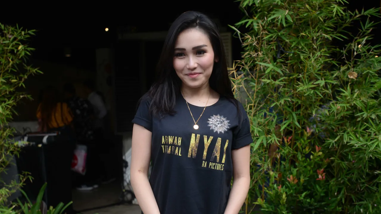Berseteru Masalah Lagu, Ini Saran Ayu Ting Ting Untuk Via Vallen & Jerinx SID