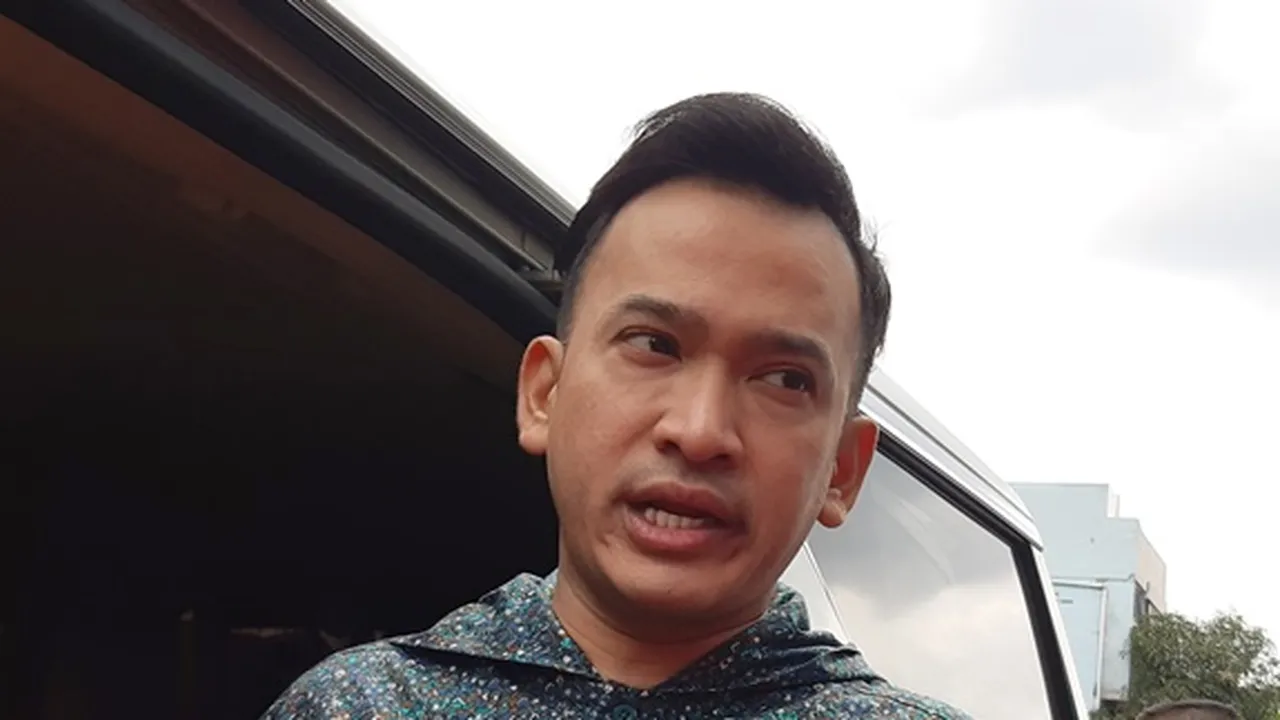 Ini Alasan Ruben Onsu Penuhi Permintaan Betrand Peto yang Ingin Disuapi Ini Alasan Ruben Onsu Penuhi Permintaan Betrand Peto yang Ingin Disuapi
