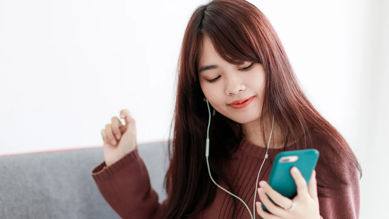 Biar Nggak Bosan #DiRumahAja, Maksimalkan Kuota Harian di Smartphone yang Kamu Punya