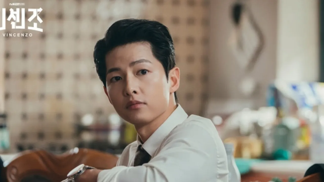 Bikin Bangga! Merek Indonesia Muncul di Serial Drama Korea Populer 'Vincenzo'