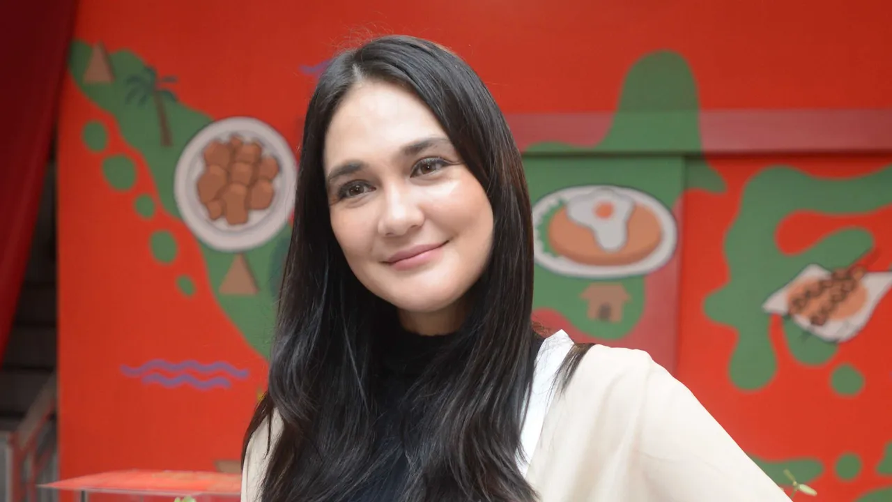 Bikin Bisnis Kuliner Rice Bowl, Ini Dia Komentar Konsumen Luna Maya