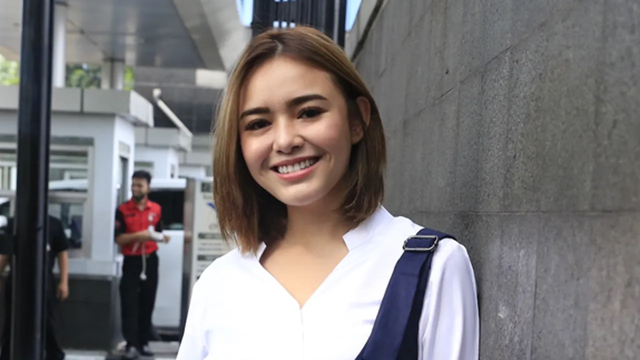 Bikin Heboh Netizen, Amanda Manopo Tiba-Tiba Pamit dari Instagram dan Twitter