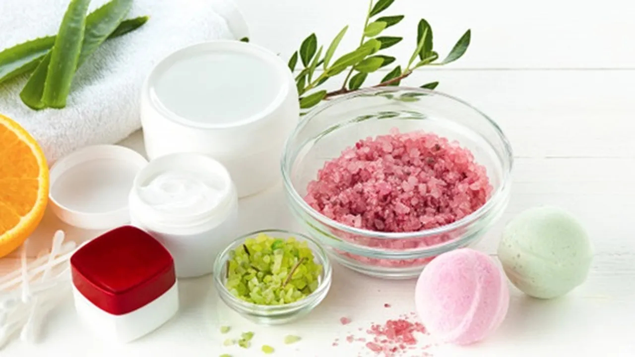 Bikin Kulit Bersih dan Sehat, Ini 7 Bahan Alami untuk Scrub Tubuh
