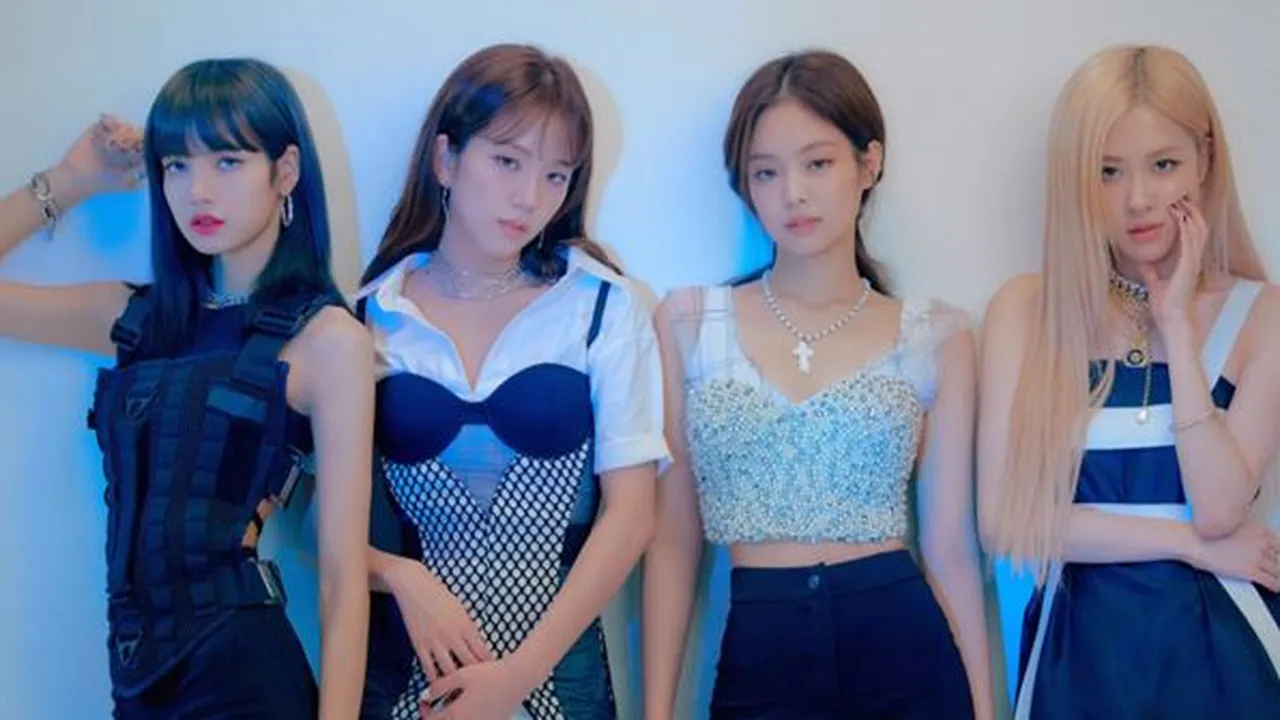 BLACKPINK Disebut Nggak Punya Staf Cowok, Terlalu Cantik Jadi Alasan?