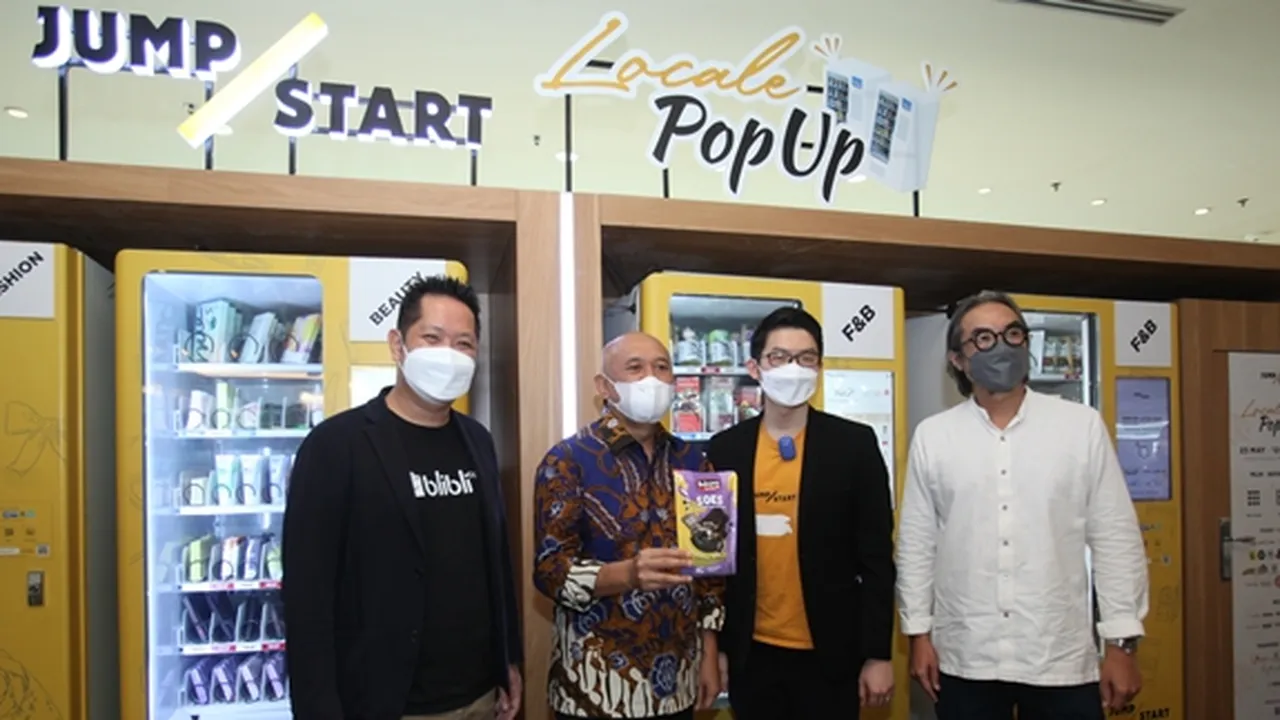 Blibli dan JumpStart Hadirkan Pengalaman Belanja Omnichannel: Smart Vending Machine Pertama untuk Produk UMKM
