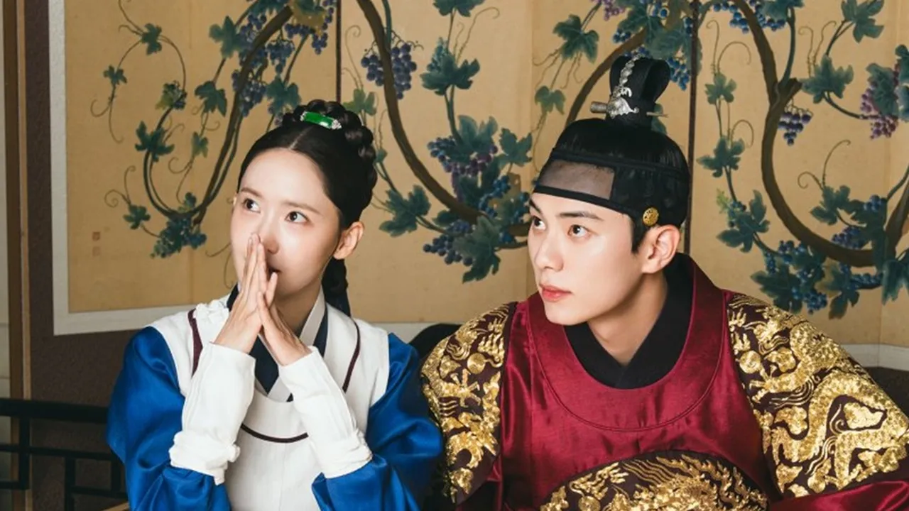 'BON APPETIT YOUR MAJESTY' Siap Lanjut ke Season 2, Sang Penulis Novel Bocorkan Plot Ini