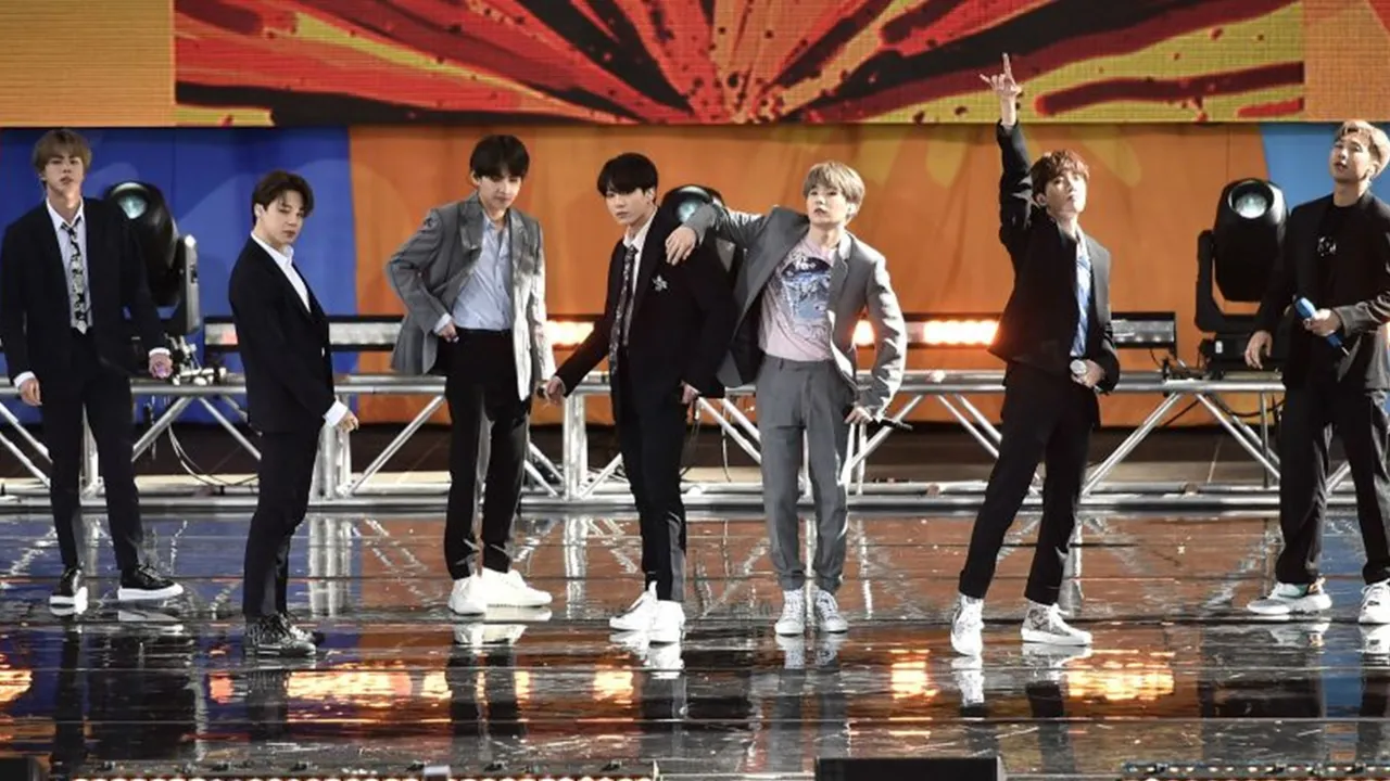 BTS Pertama Kalinya Tampil di Arab Saudi, Langsung Jadi Trending Topic di Twitter!