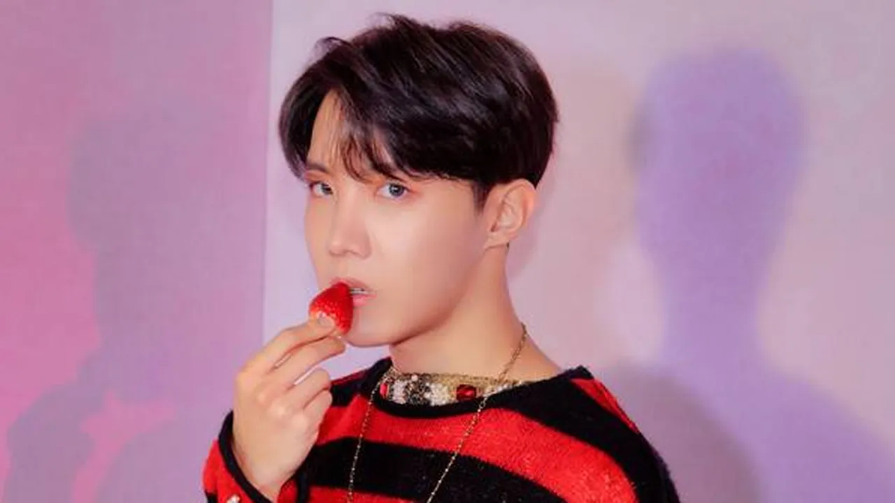 BTS Luncurkan Trailer Comeback 'OUTRO: EGO', Pesona J-Hope Makin Memikat