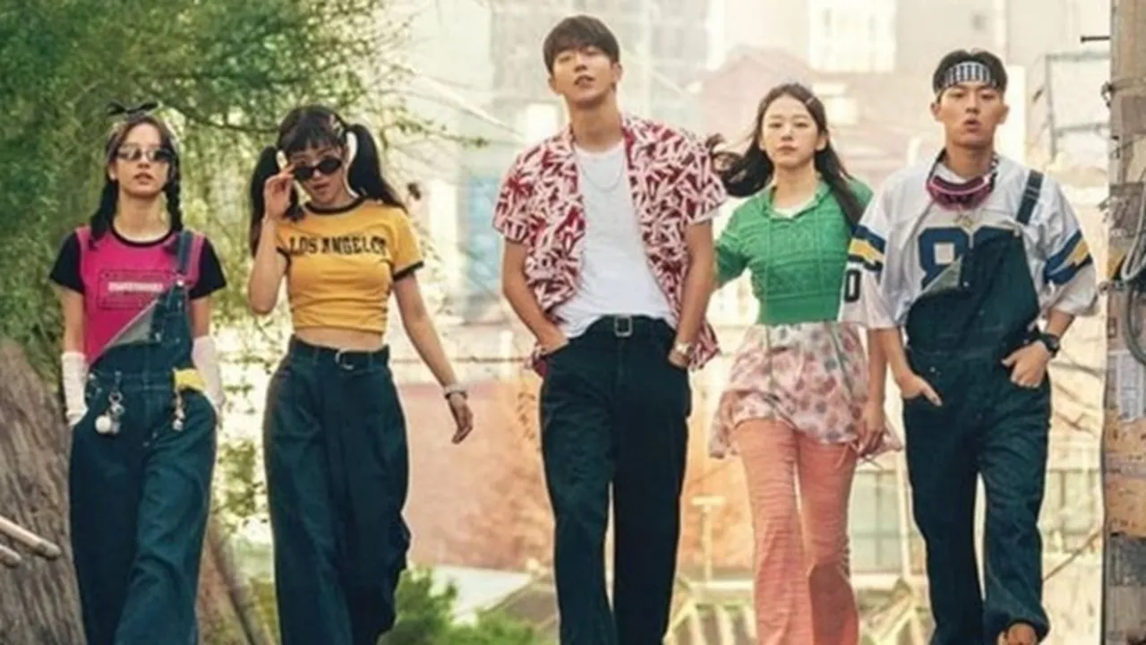 Bukan Cuma Kisah Heedo dan Yijin, Ini 5 Hal yang Mencuri Perhatian di 'TWENTY FIVE TWENTY ONE'