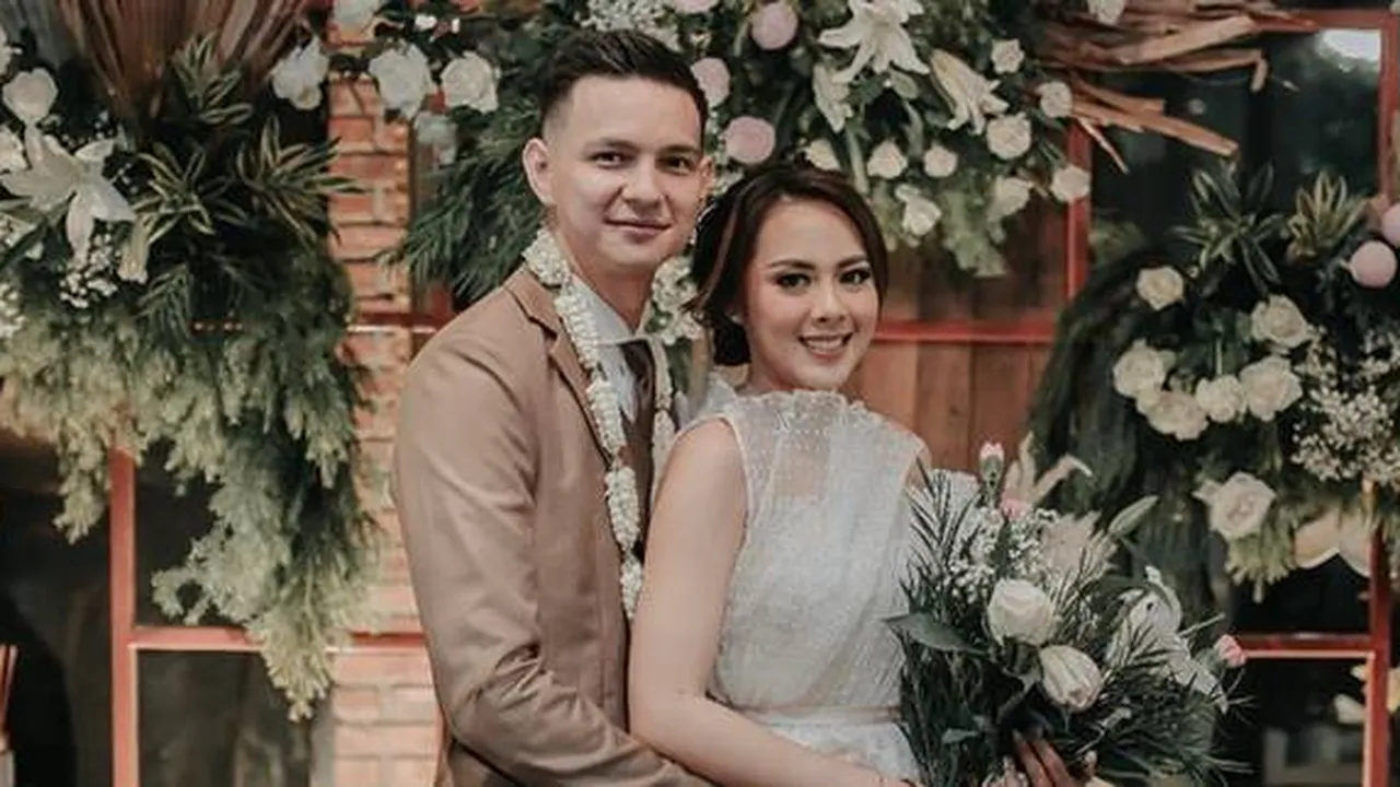 Bukan dari Kalangan Artis, Terungkap Profesi Nabila Faisal Istri Marcell Darwin Bukan dari Kalangan Artis, Terungkap Profesi Nabila Faisal Istri Marcell Darwin
