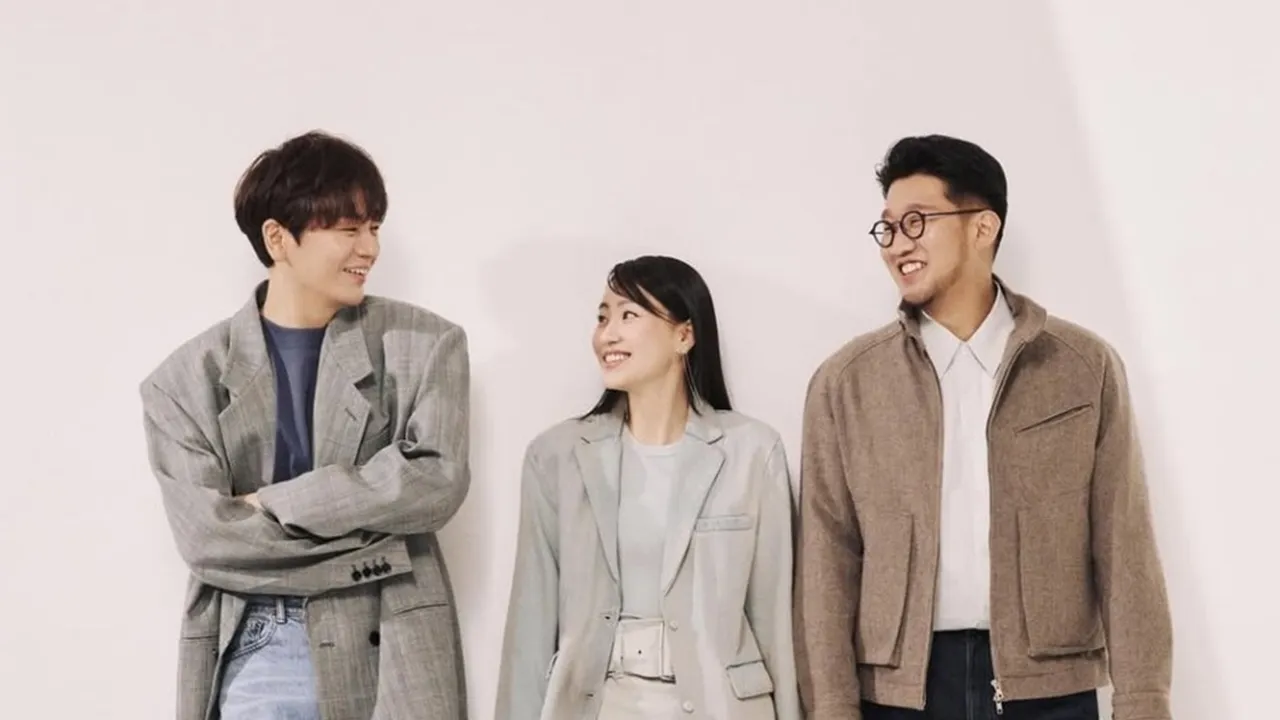 Bukan Drama, Suzy dan Lee Do Hyun Malah Jadi Pasangan di MV Urban Zakapa STAY