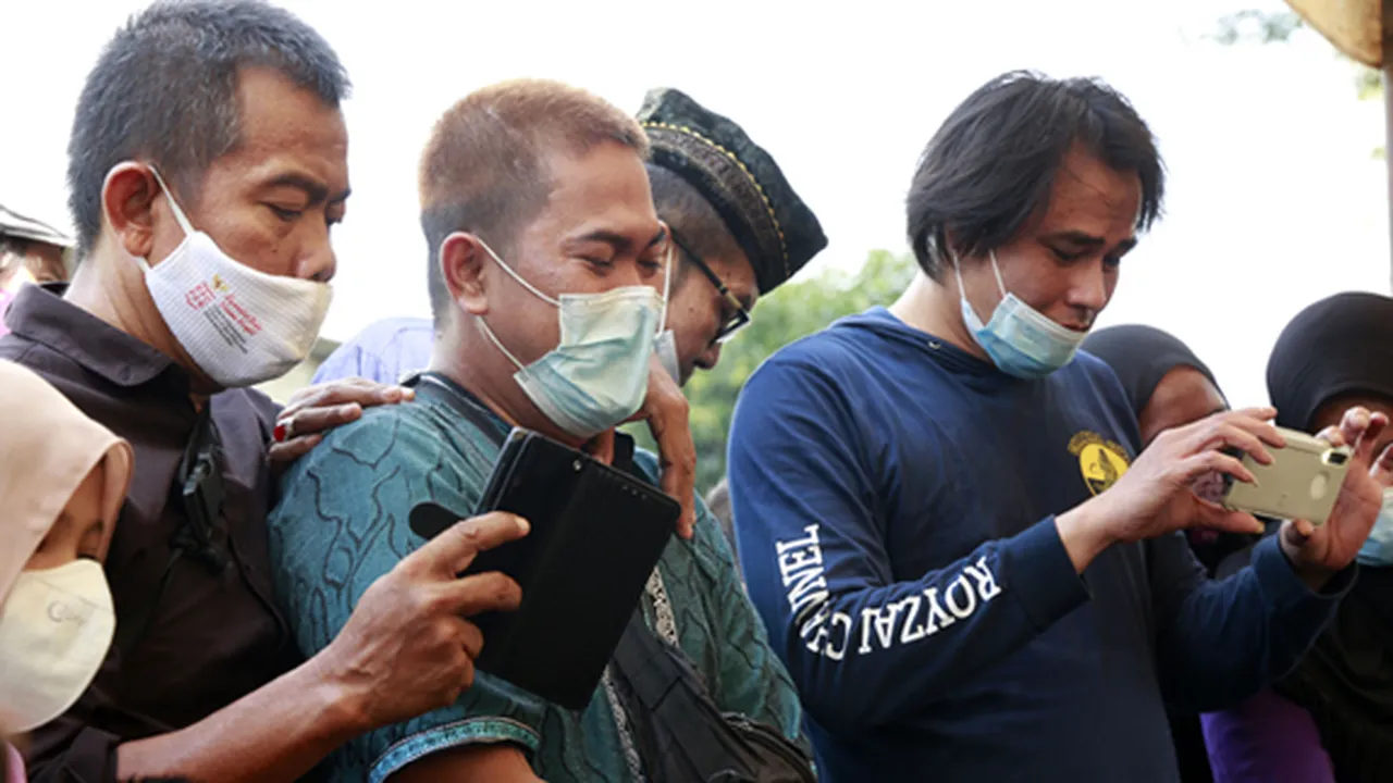 Bukan Karena Covid, Ternyata Mendiang Urip Arphan Meninggal Setelah Mandi dan Ditawari Makan oleh Anaknya