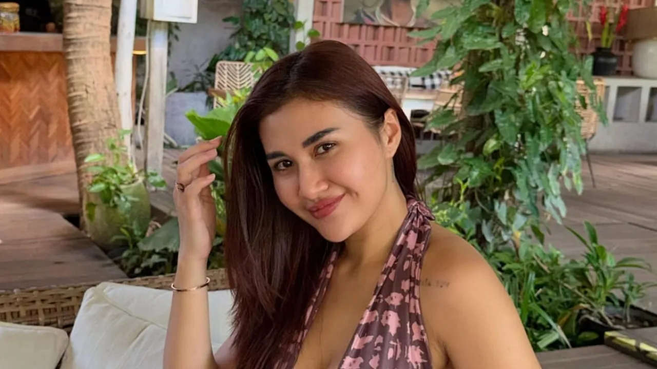 Camelia Putri Perankan ART di Sinetron, Penampilan Aslinya Ternyata Berbanding Terbalik