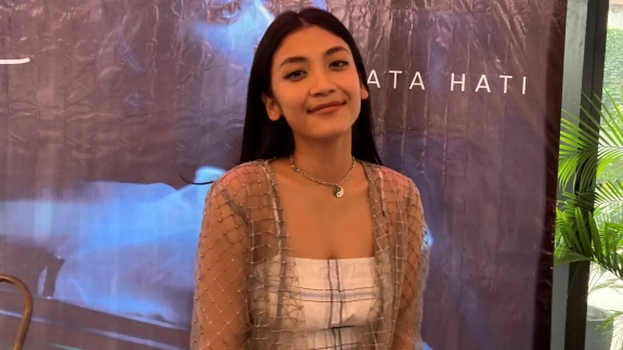 Canti Tachril Ungkap Kesedihannya Lewat Lagu 'Mata Hati'