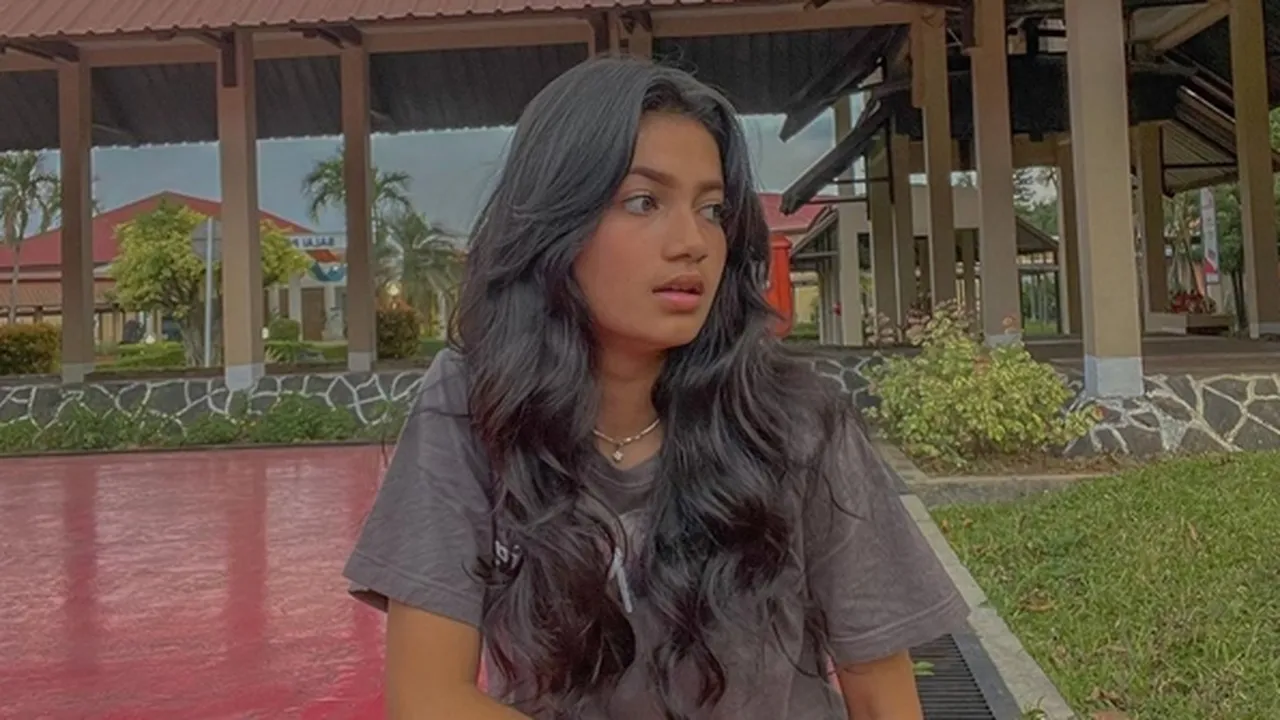 Cantik dan Berambut Indah, Ratu Sofya Bintang 'DARI JENDELA SMP' Ternyata Pernah Diselingkuhi