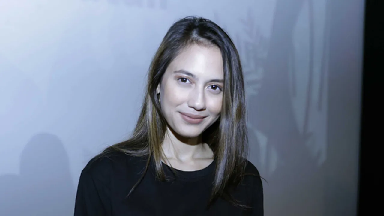 Cantik Menurut Pevita Pearce yang Penting Harus Percaya Diri