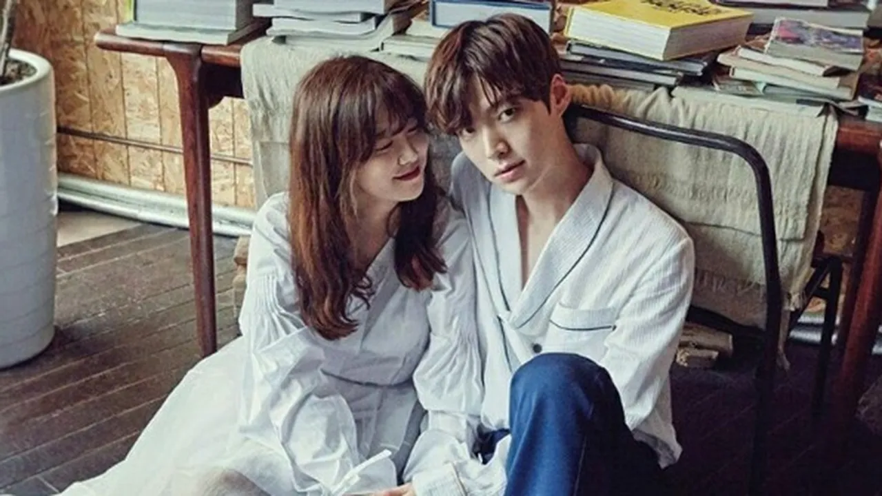 Cantiknya Cincin Pernikahan Goo Hye Sun, Didesain Oleh Ahn Jae Hyun