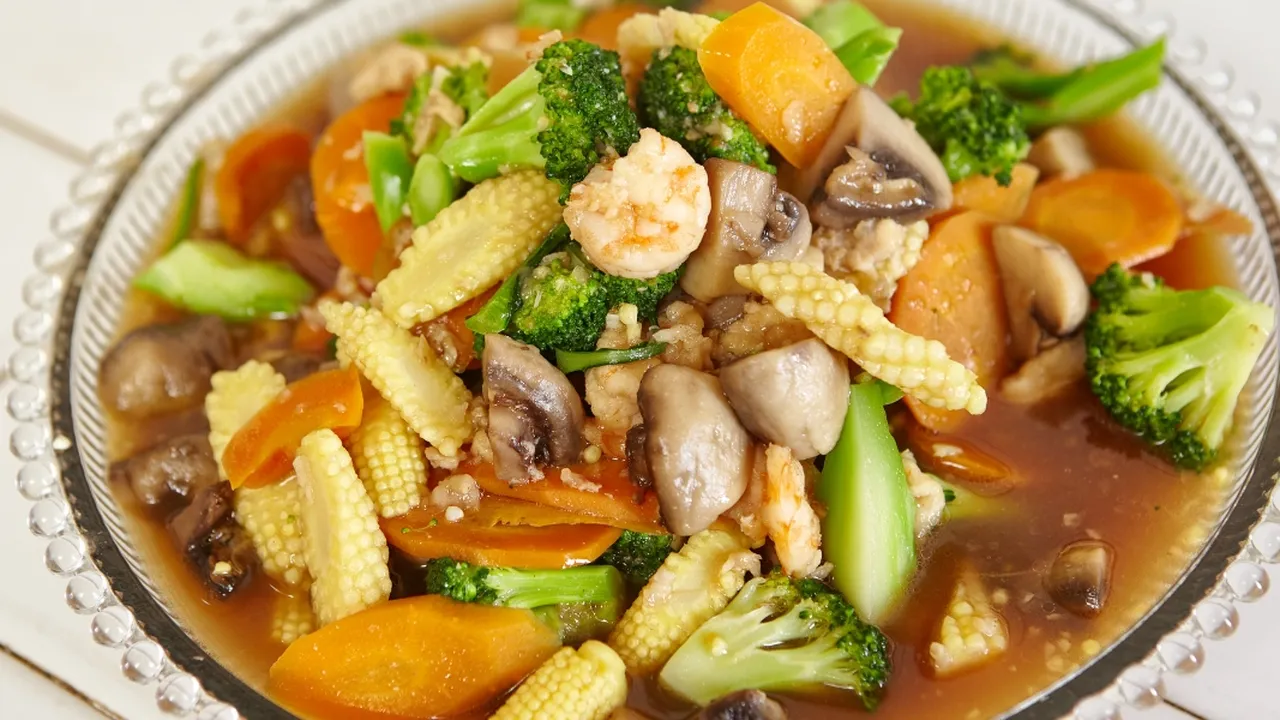 Capcay Kuah Merah, Menu Sahur Lezat yang Praktis dan Menggugah Selera!