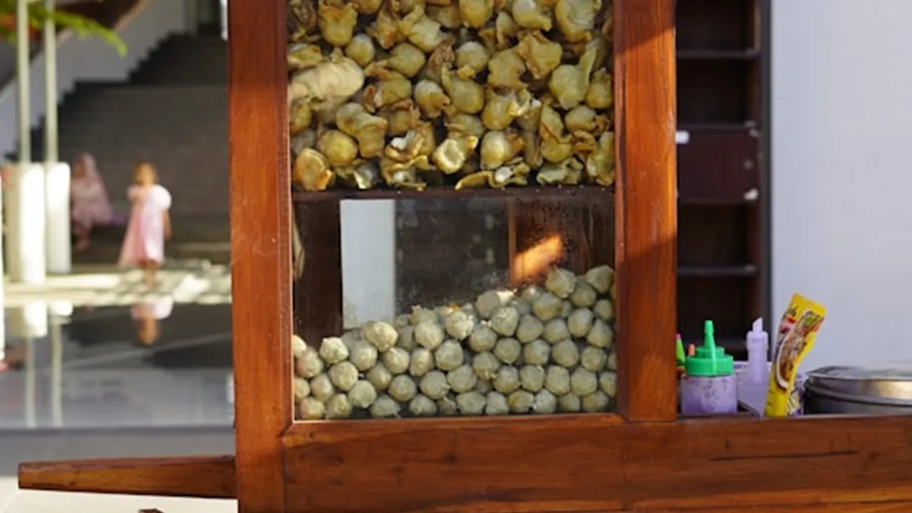 Caption Kata Kata Makan Bakso Lucu yang Bikin Ngakak dan Viral