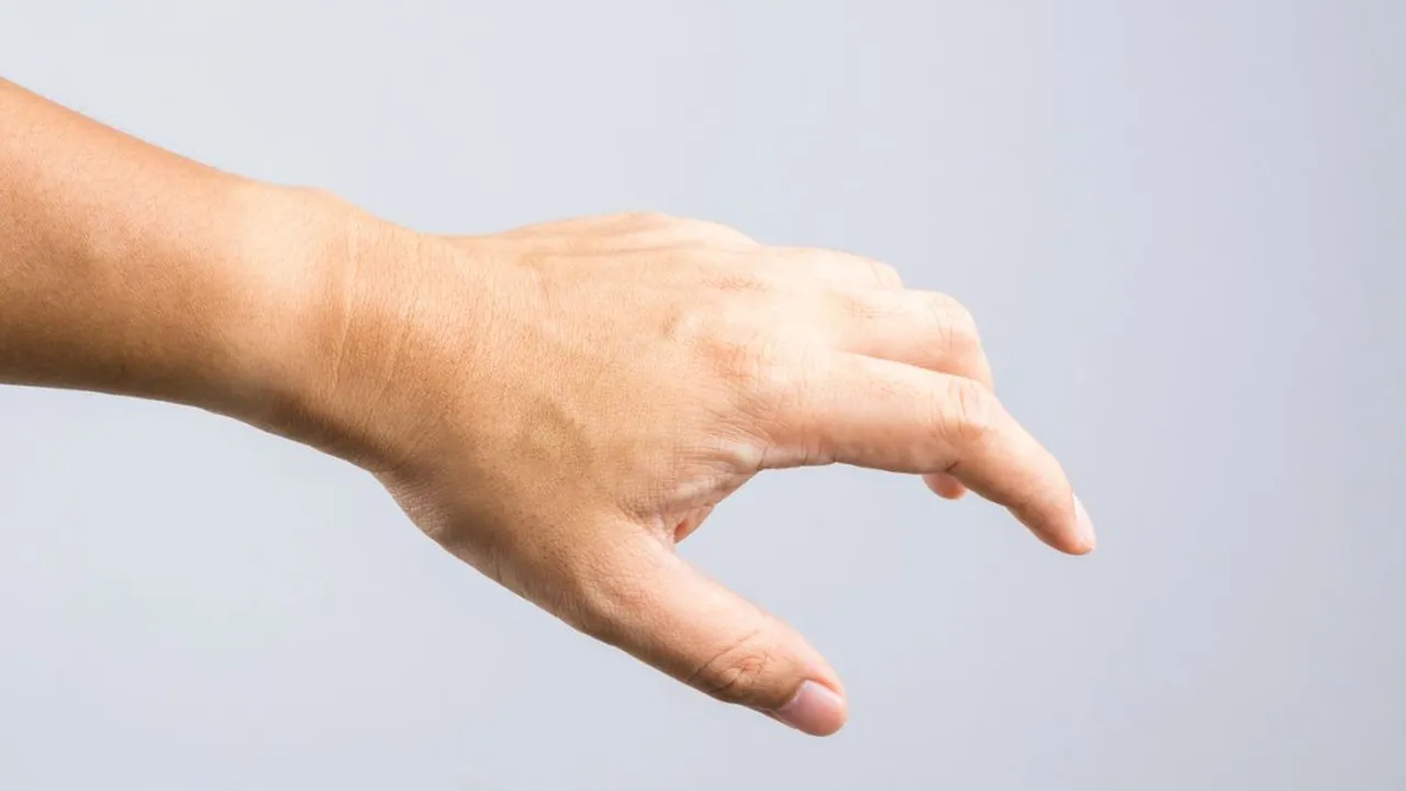 Cara Ampuh Hilangkan Belang di Tangan dengan Bahan Alami