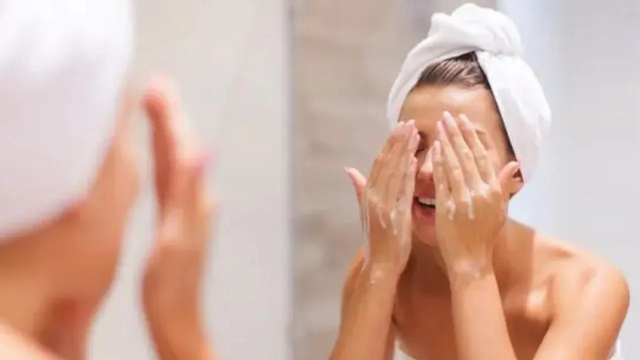 Cara Cerdas Memilih Skincare untuk Kulit Sehat dan Bersinar, Tanpa Khawatir Salah Pilih