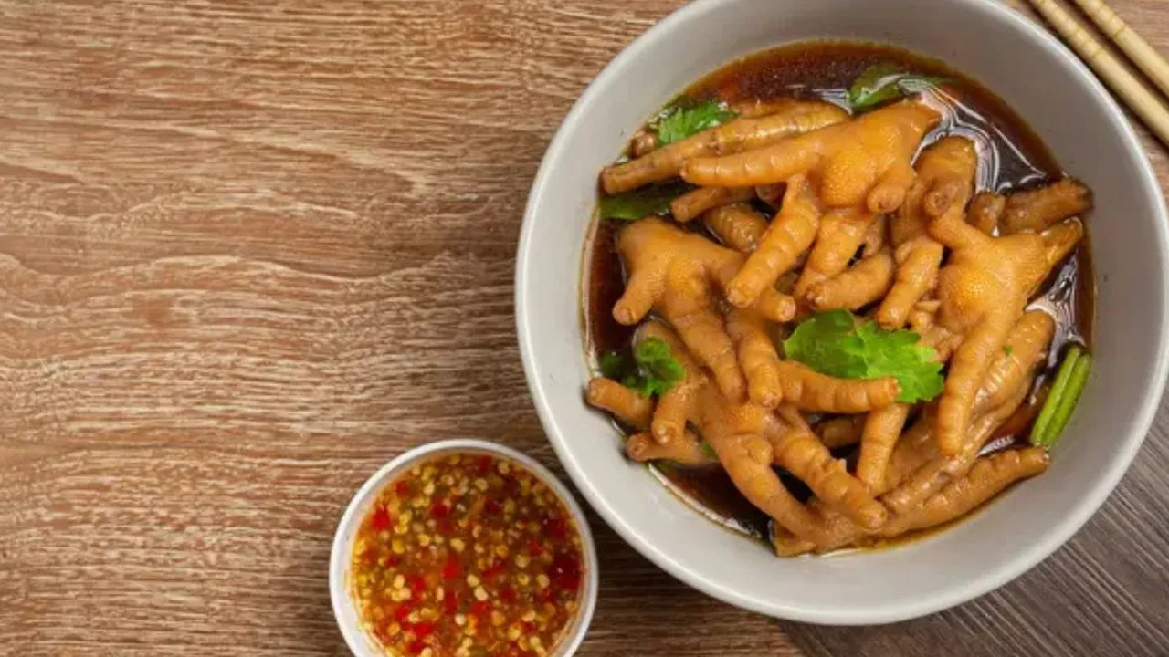 Cara Hilangkan Bau Amis Ceker Ayam dengan Mudah, Gunakan Trik dan Bahan Ajaib Ini