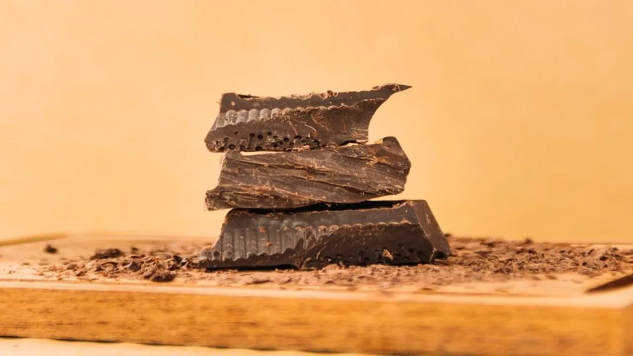 Cara Melelehkan Cokelat Agar Tetap Lembut dan Halus, Simak Triknya