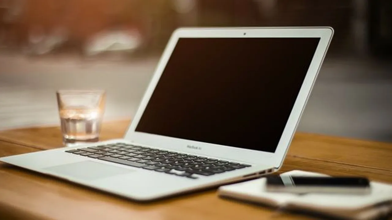Cara Mematikan Laptop dengan Keyboard yang Benar dan Tepat, Beserta Tips Agar Laptop Tidak Rusak