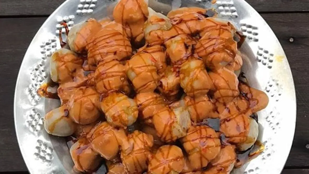 Cara Membuat Cilok Biasa dan Isi, Lengkap Bumbu Kacangnya