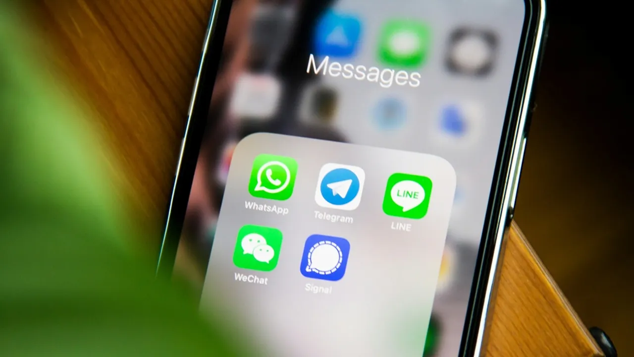 Cara Mendapatkan Uang dari WhatsApp: Panduan Lengkap 2025