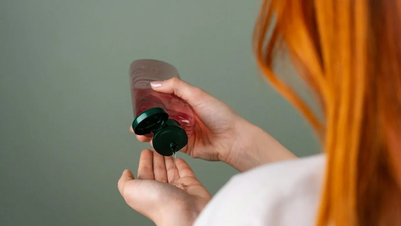 Cara Menggunakan Makarizo Hair Energy Step 1 dan 2 untuk Rambut Lurus Sempurna