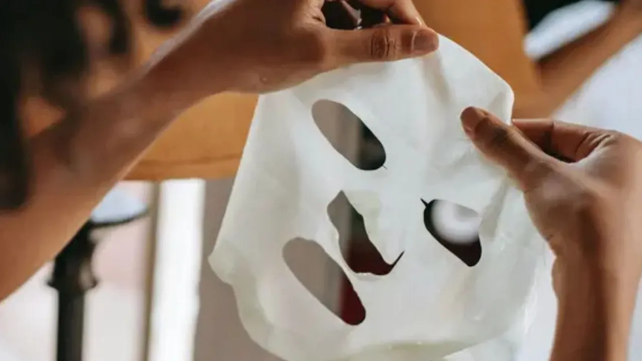 Cara Menggunakan Sheet Mask untuk Dapatkan Hasil Maksimal yang Mengagumkan