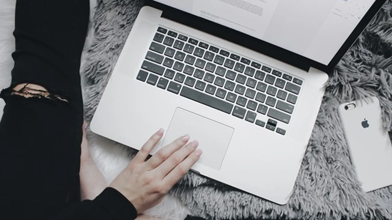 7 Cara Menghapus File di Laptop dengan Mudah, Bikin Performa Jadi Nggak Lemot