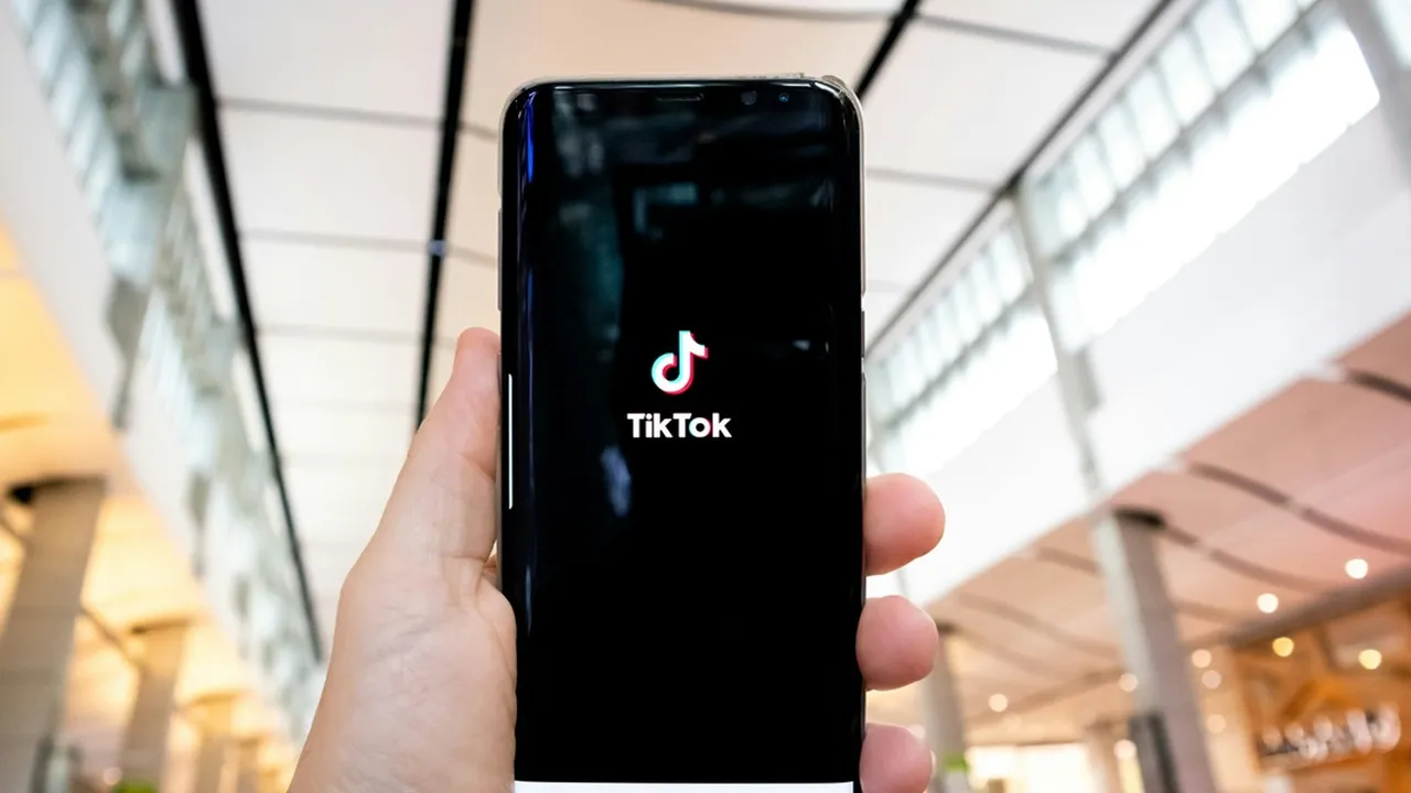 Cara Menghapus File di TikTok: Panduan Lengkap untuk Pengguna