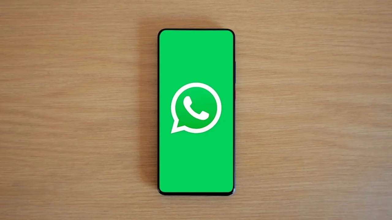 Cara Menghasilkan Uang dari HP dengan WhatsApp: Panduan Lengkap 2025