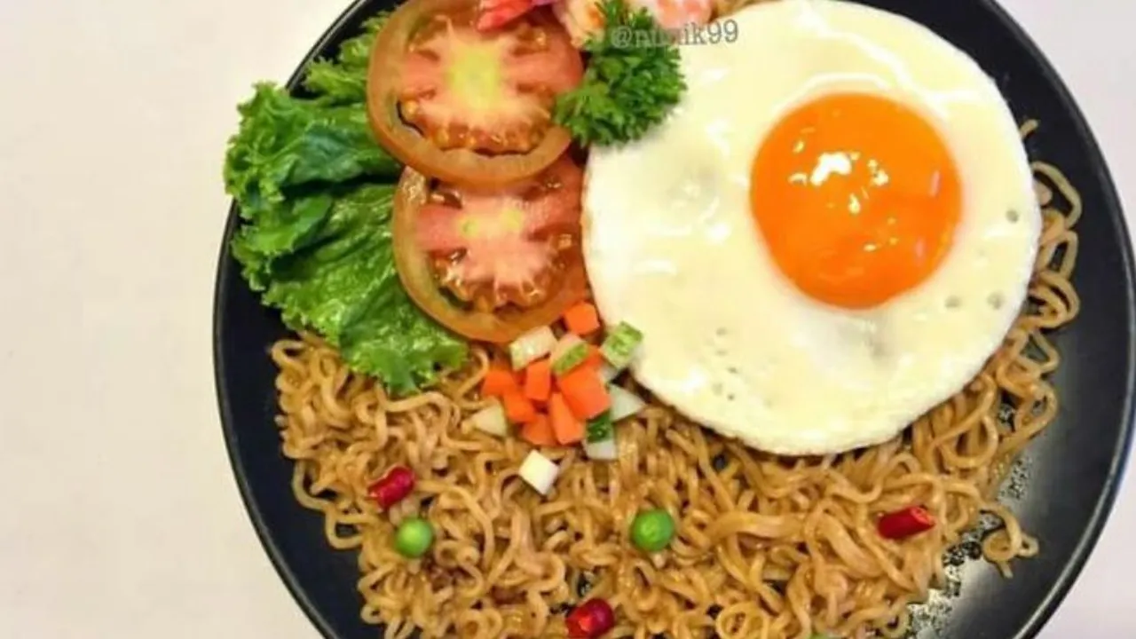 Cara Menghindari Mie Telur Menggumpal Setelah Direbus