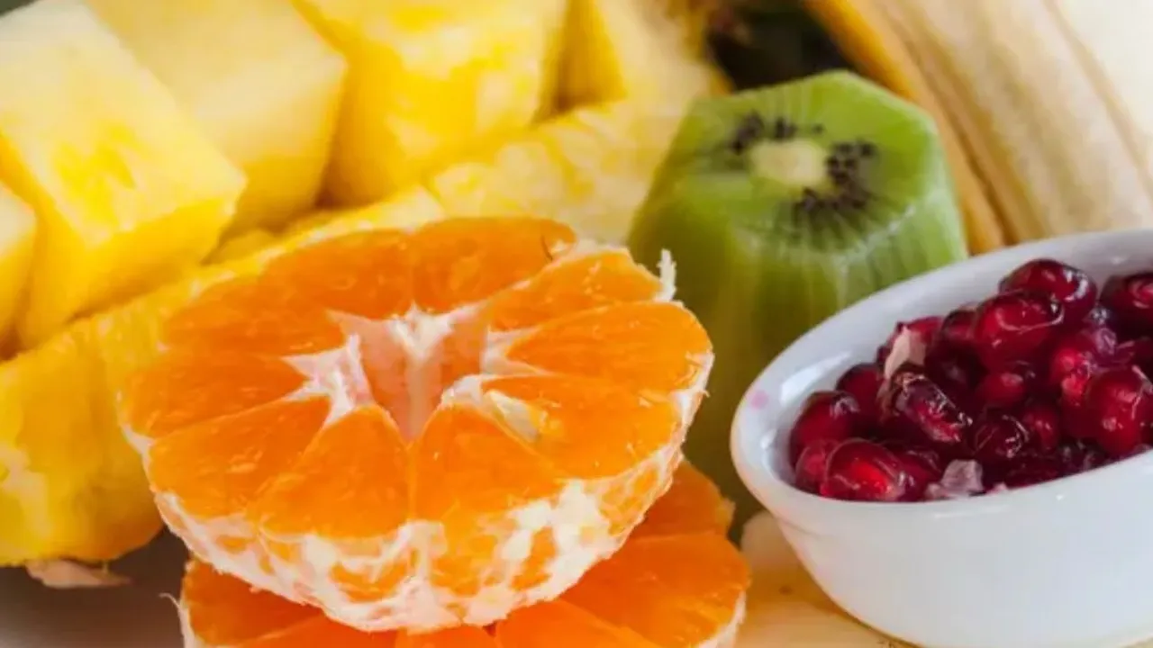 Cara Menyajikan Buah Segar yang Tetap Dingin Berjam-Jam Tanpa Es Batu, Dijamin Efektif