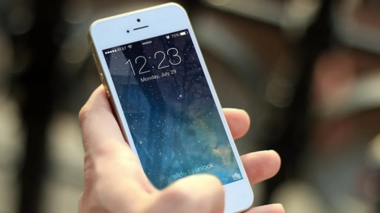 6 Cara Merestart HP Android dan iPhone, Ikuti Langkah-Langkahnya!