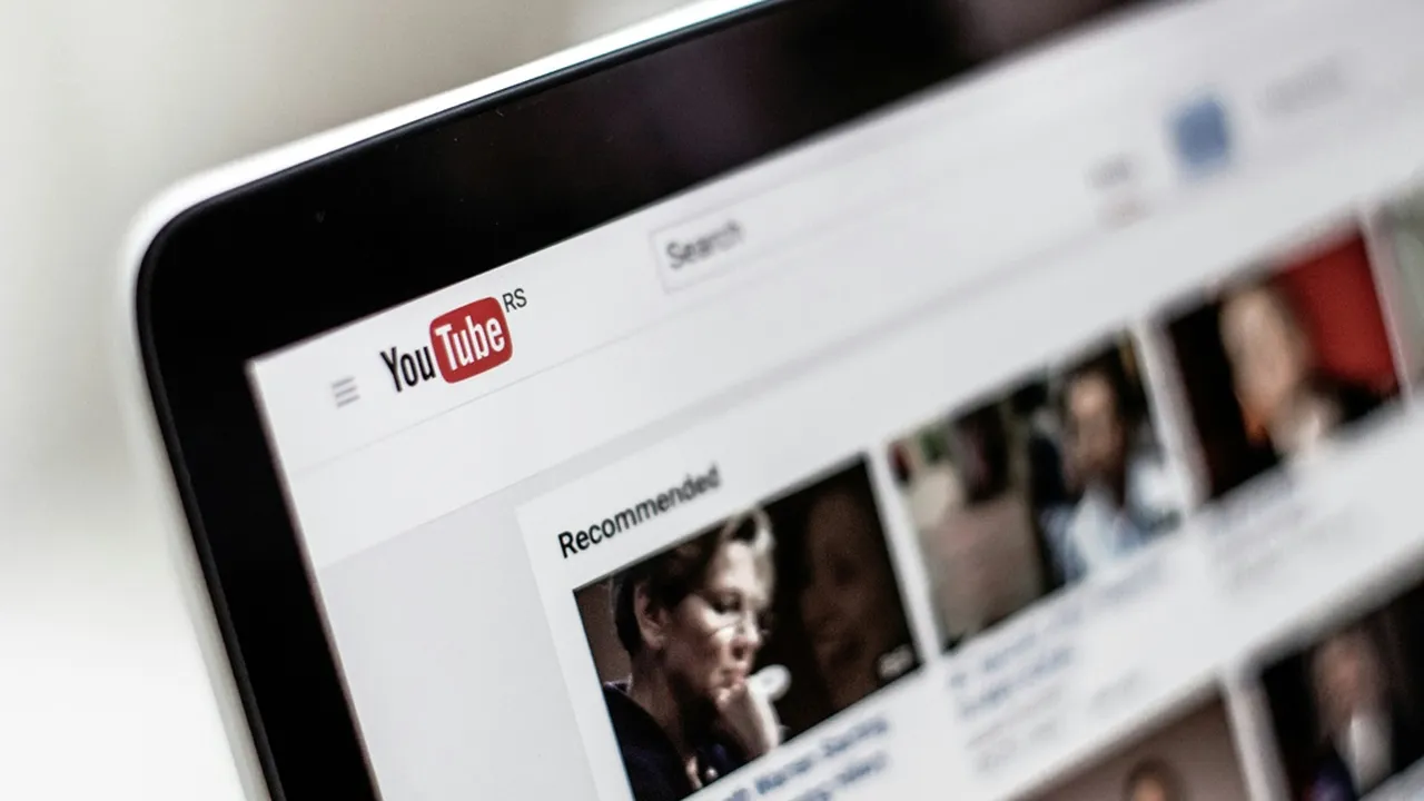 Cara Minimize YouTube di HP Agar Tetap Memutar di Latar Belakang